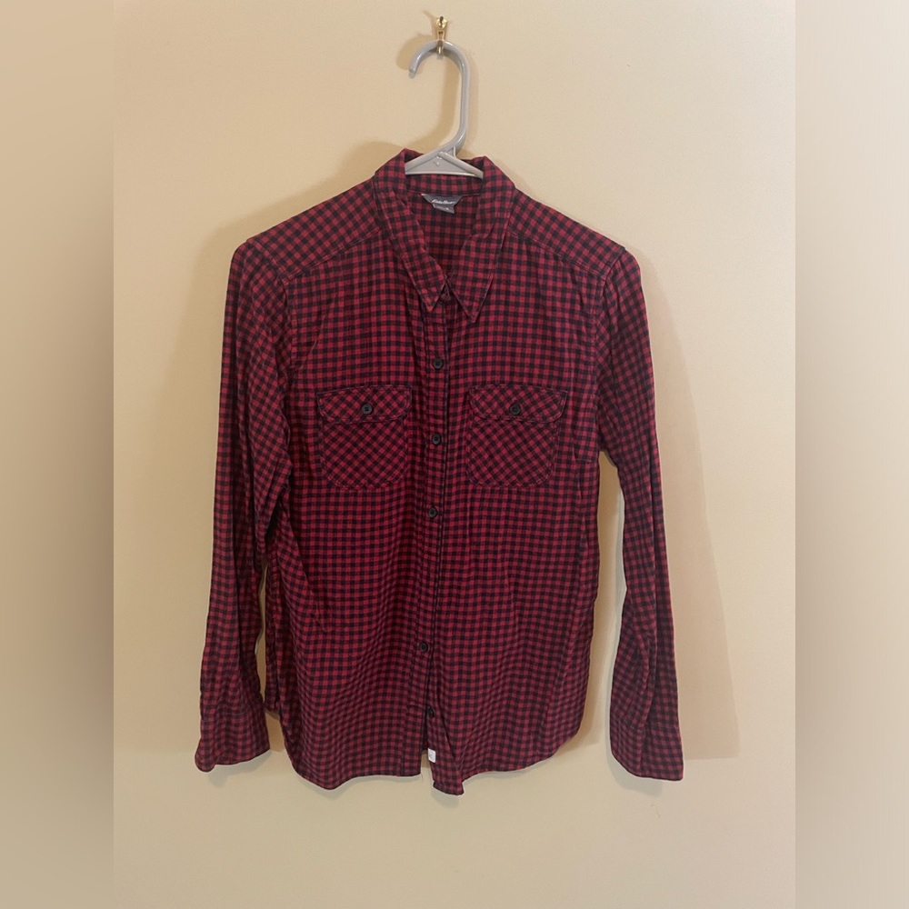 EDDIE BAUER flannel, Sz M, black & red gingham/checkered, good used condition